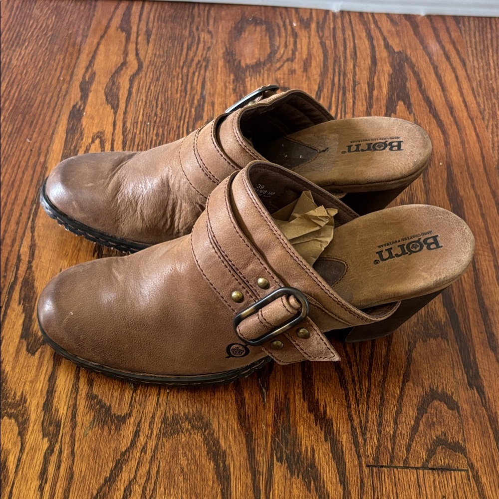 Born Scarlet II Distressed Brown Leather Wedge Mules, Size 8/39 - Picture 2 of 13